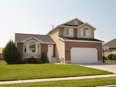 908 S 2125 W, Syracuse, UT, 84075