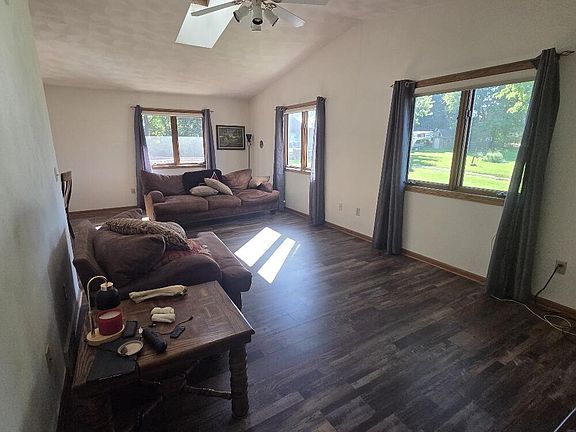3rd image of 5546 Langer ROAD