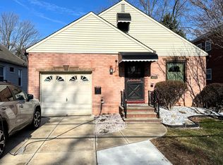 14212 Triskett Rd, Cleveland, OH 44111