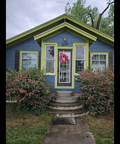 619 E Bradley St Photo 1