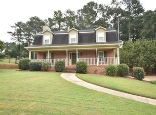 1510 Eryn Cir, Suwanee, GA 30024