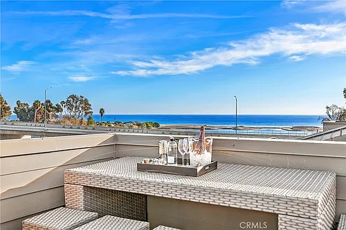 1309 Doheny Way Photo 1