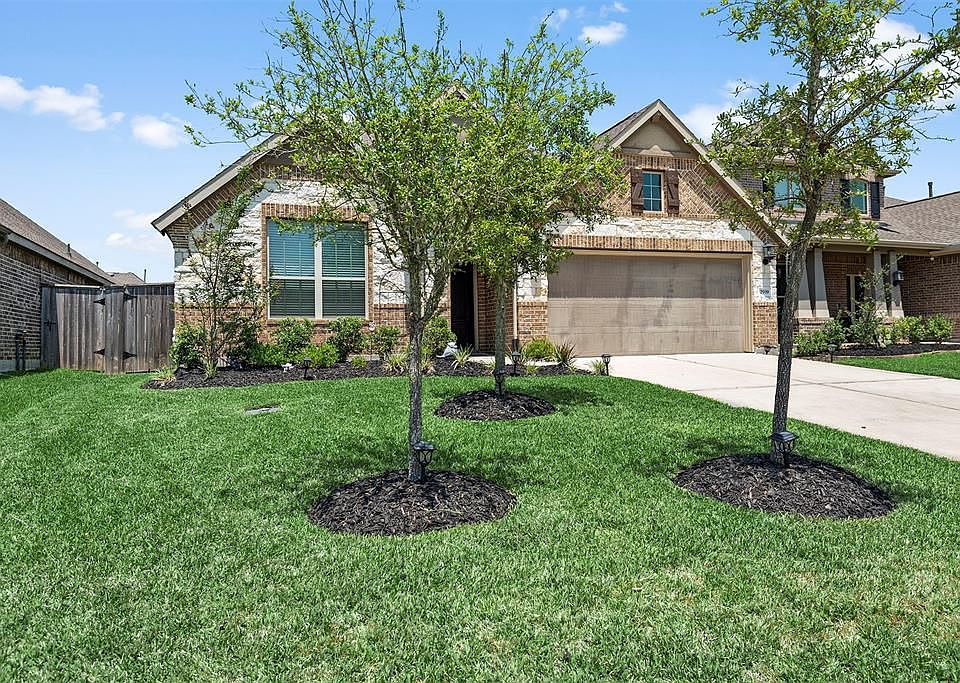 1st image of 2939 Twin Cove Ct