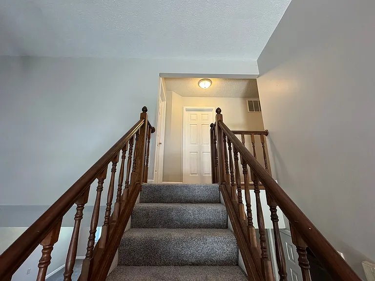 5538 N Meadow Dr — Photo 16