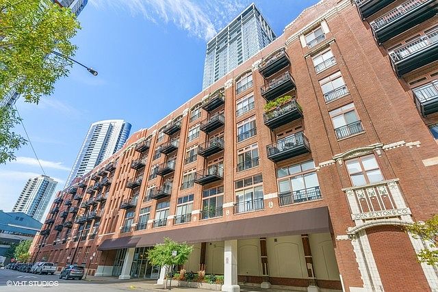 1st image of 360 W Illinois St APT 427