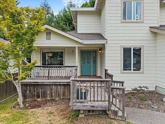 2nd image of 3935 Davis Ct