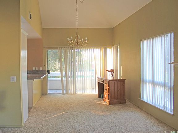 4th image of 26119 McBean Pkwy Unit 17