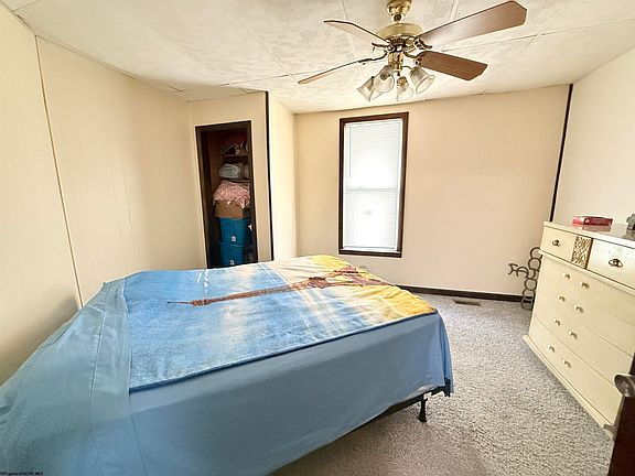 4th image of 101 Denham St