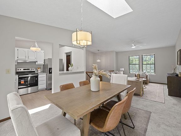 5th image of 6940 Finchley Dr
