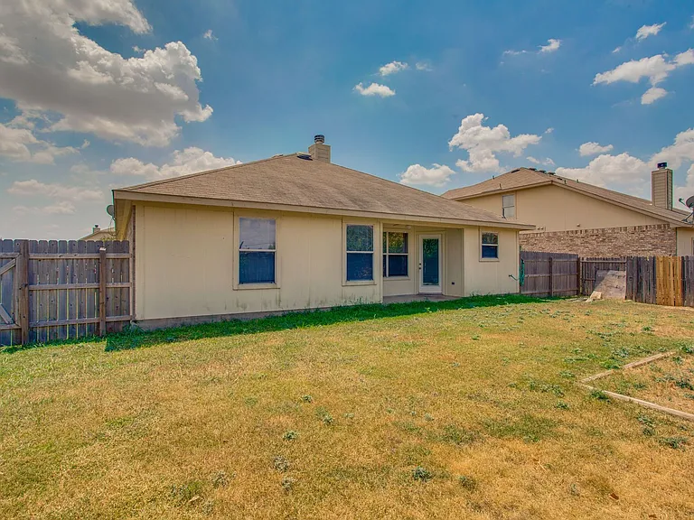 311 Gainer Dr — Photo 31