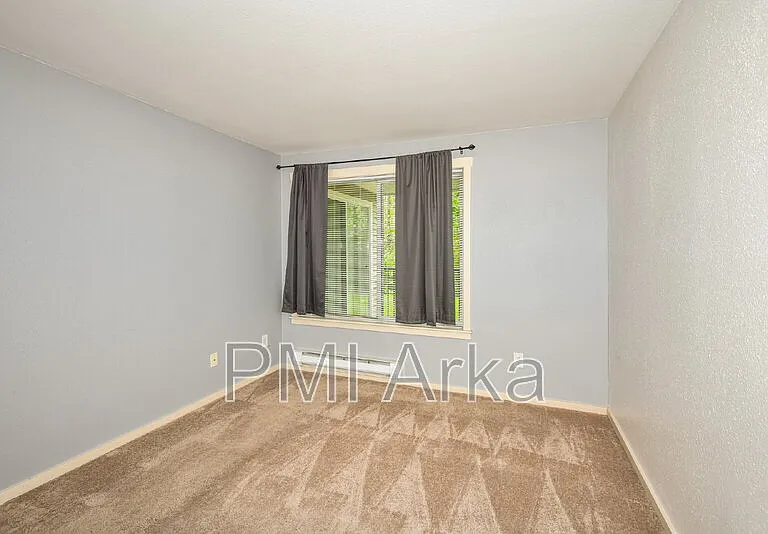 11309 NE 128th St #F102 — Photo 12