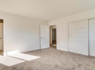 1813 Spring Brook Ave, Rockford, IL 61107