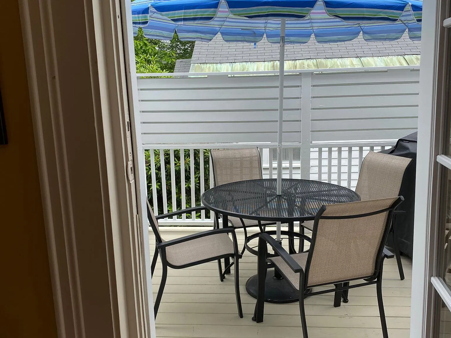 1 bed, 1000 sqft, $2,200 — Photo 2