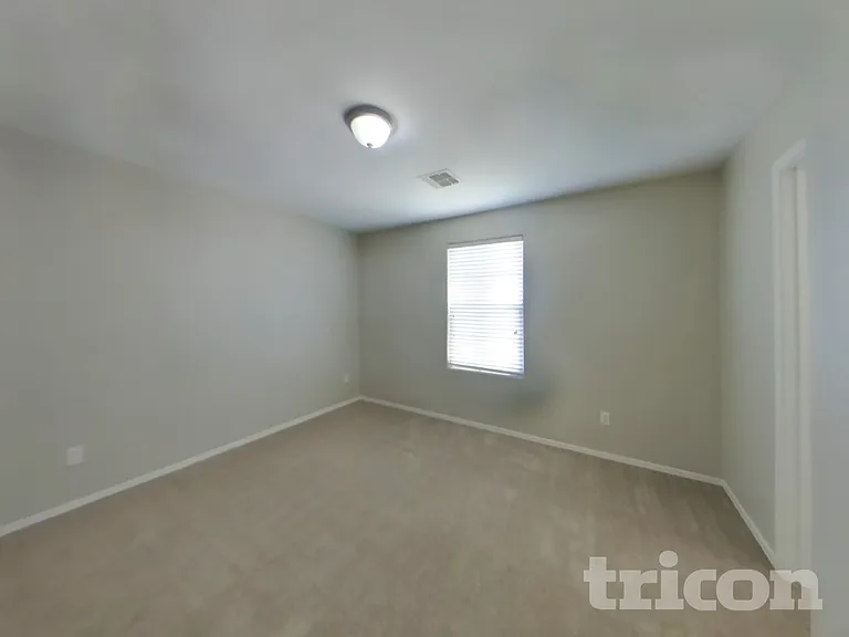 938 E Kelsi Ave — Photo 16