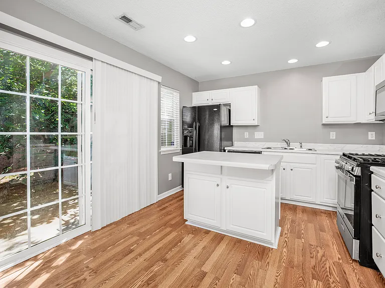 339 Malamute Ln — Photo 10