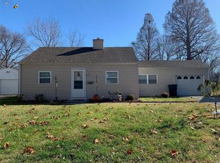 330 N 40th St, Belleville, IL 62226