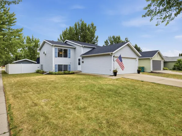 778 14th Ave W, West Fargo, ND 58078