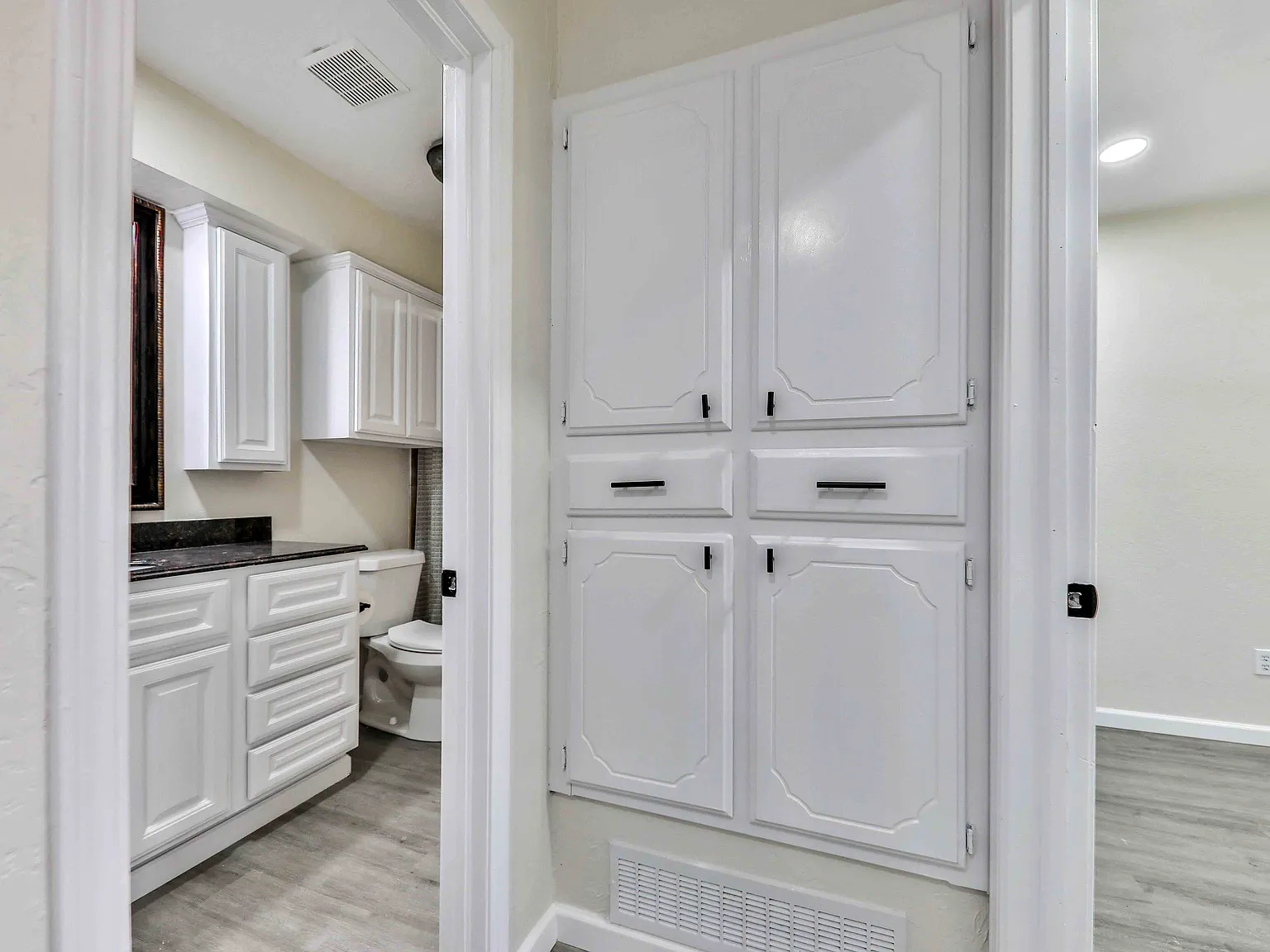3 bed, 1300 sqft, $1,795 — Photo 3