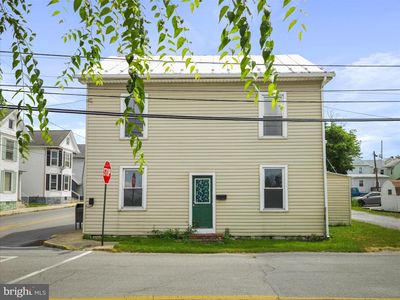 14 W Burd St, Shippensburg, PA, 17257