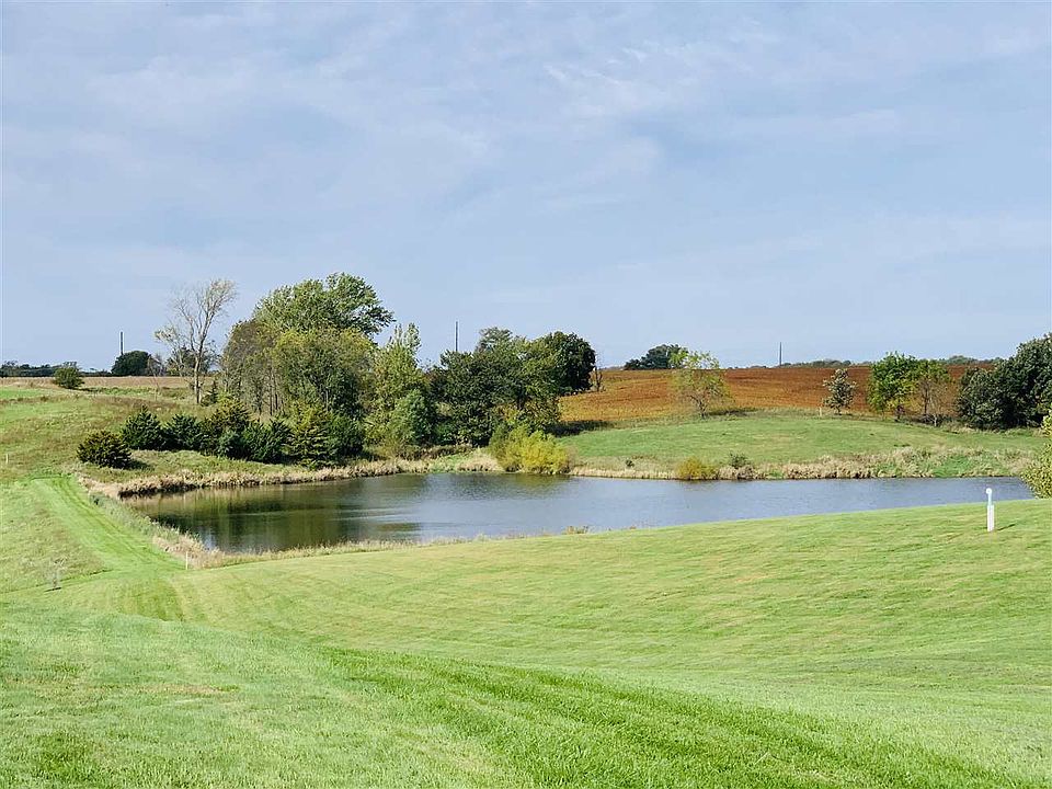 2nd image of 2758 Coyote Court Dr