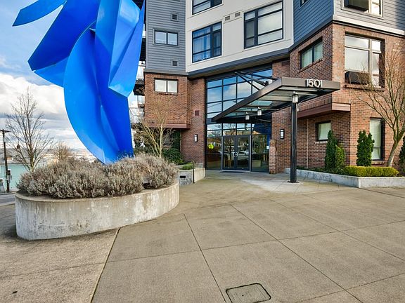 2nd image of 1501 Tacoma Ave S Unit 308