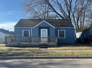 1001 Poxson Ave, Lansing, MI 48910