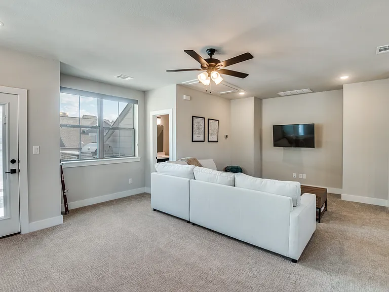 1040 Tea Olive Ln — Photo 12