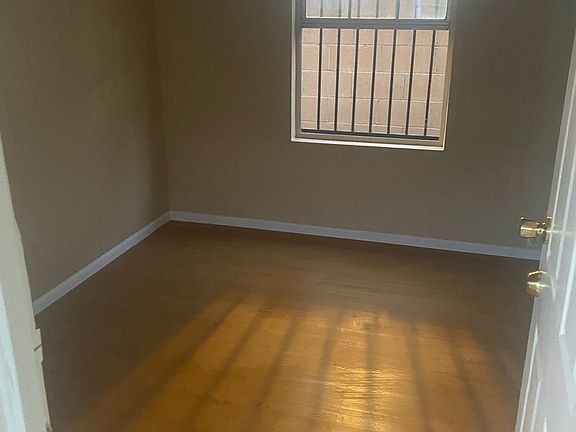 5th image of 13113 Florwood Ave #2