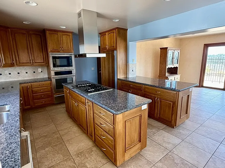 1698 Via Elisa Dr — Photo 11