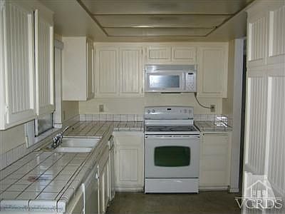 2nd image of 102 E Ventura St Unit F