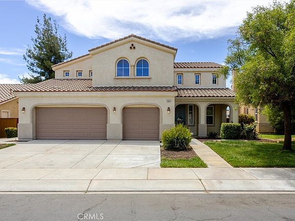 2nd image of 1485 Moonlight Dr