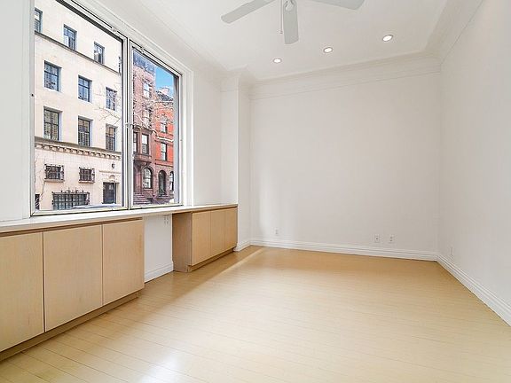 5th image of 1160 Park Ave #1D2
