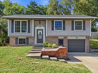 1620 Westview Dr, Jefferson City, MO 65109