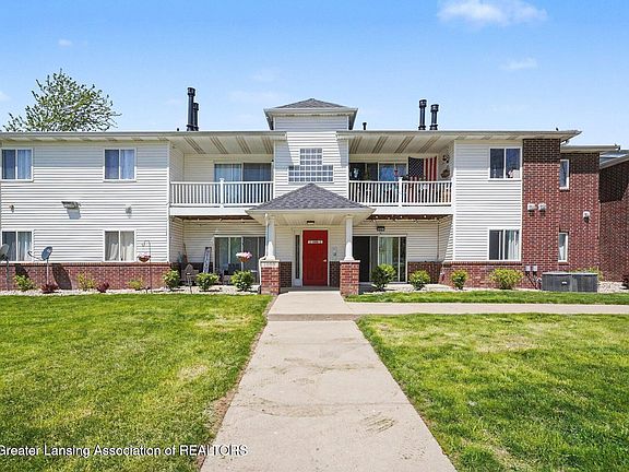 2nd image of 1002 Carom Cir