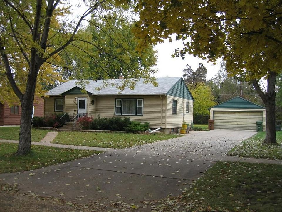 1st image of 1424 Idaho Ave SE