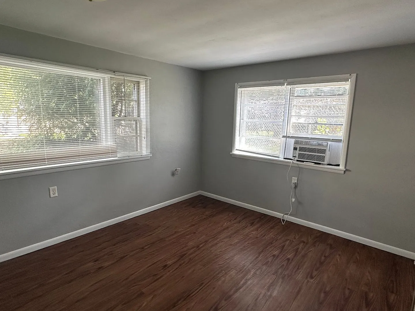 606 S. Prairie — Photo 3