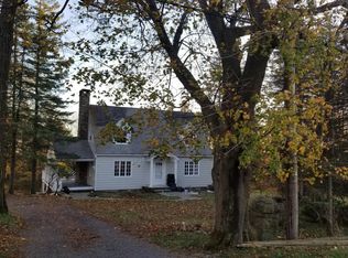 35 Knob Rd, Mount Pocono, PA 18344