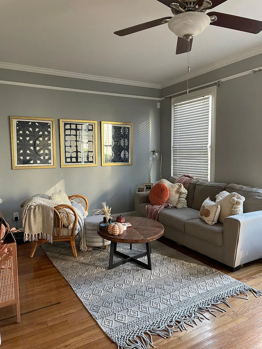 Main living area - 107 W 31st Ln #107