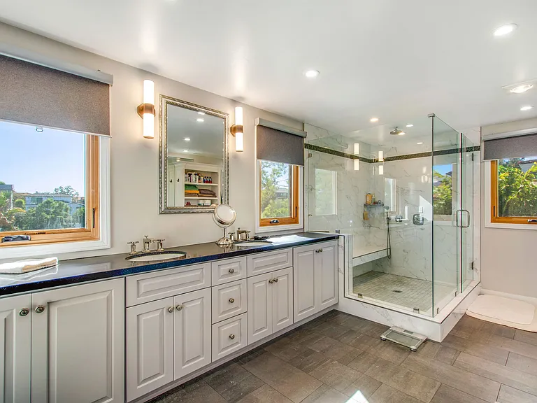 3852 W Mount Vernon Dr — Photo 46