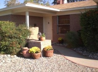 11705 Versailles Ave NE, Albuquerque, NM 87111
