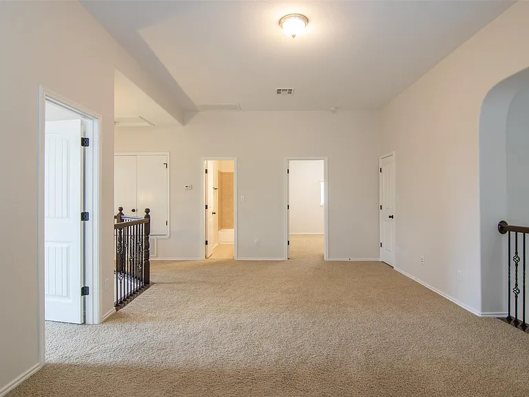 12104 Broten St — Photo 23