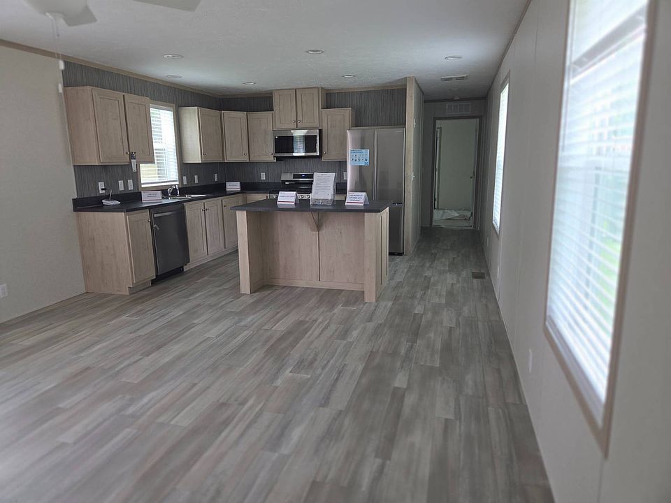 1st image of 219 White Oak Dr #219WHI