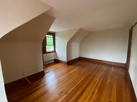 2nd image of 2209 Albright Ave #3