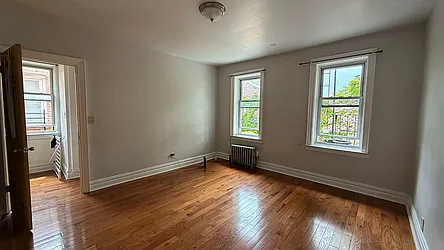 880 East 45th Street