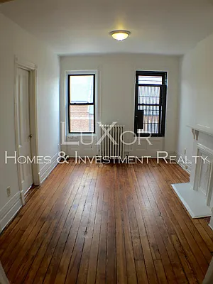 Rented by Luxor Homes & Investment Realty | media 33