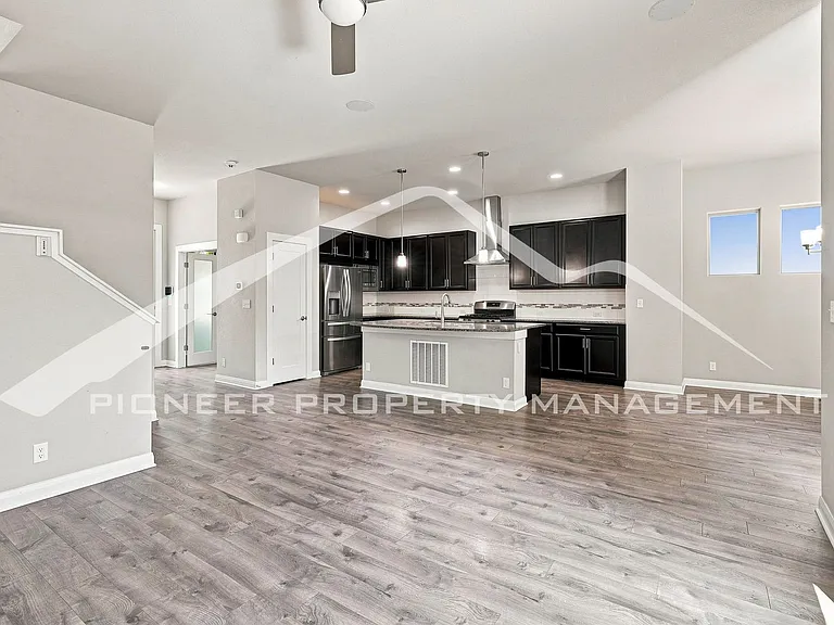 6784 Navajo St — Photo 7