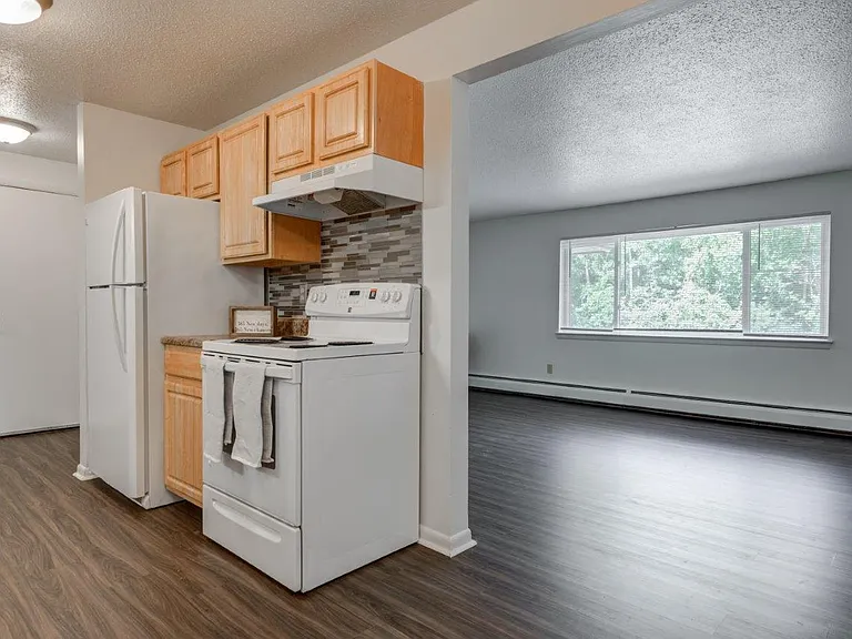 Henrietta Highlands Apartment Homes — Photo 4