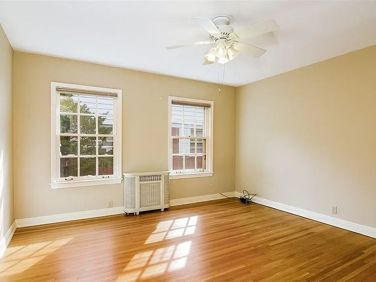 2306 Kendall Ave — Photo 11