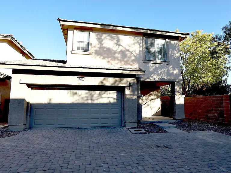 6206 Standing Elm St — Photo 2