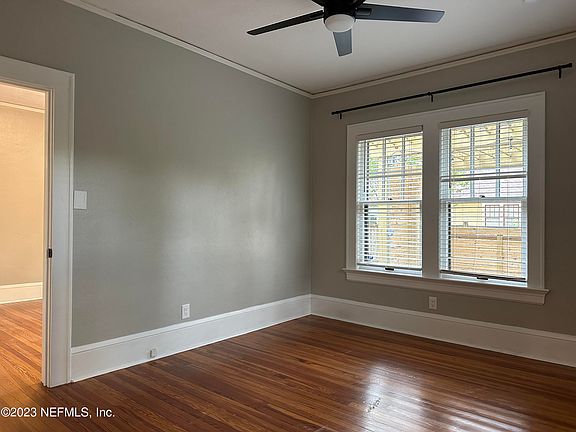 5th image of 1079 Orleans Ct